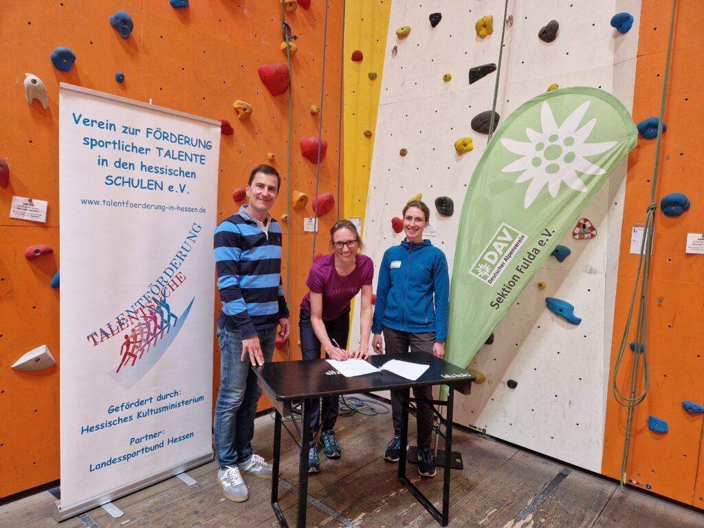 das-rtz-fulda-erweitert-sein-f-rderprogramm-um-die-sportart-klettern