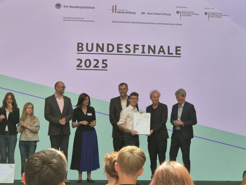 Bundesfinaltage von Jugend debattiert in Berlin - Marius Kümmel unter den besten vier Debattanten Deutschlands 10 20250607 133416