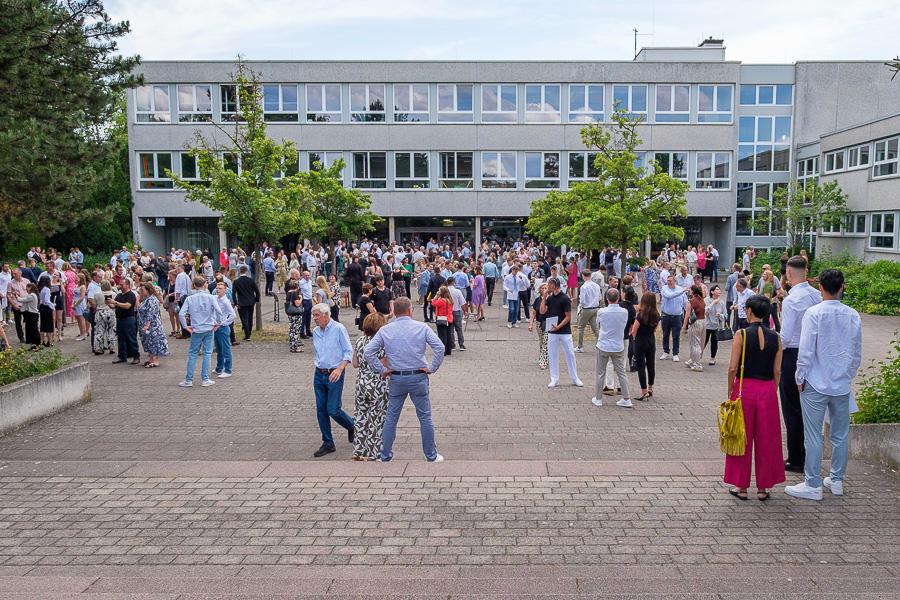 Abiturientenentlassung 2025: Abschied von einem außergewöhnlichen Jahrgang 1 Abi Internet 2025 089