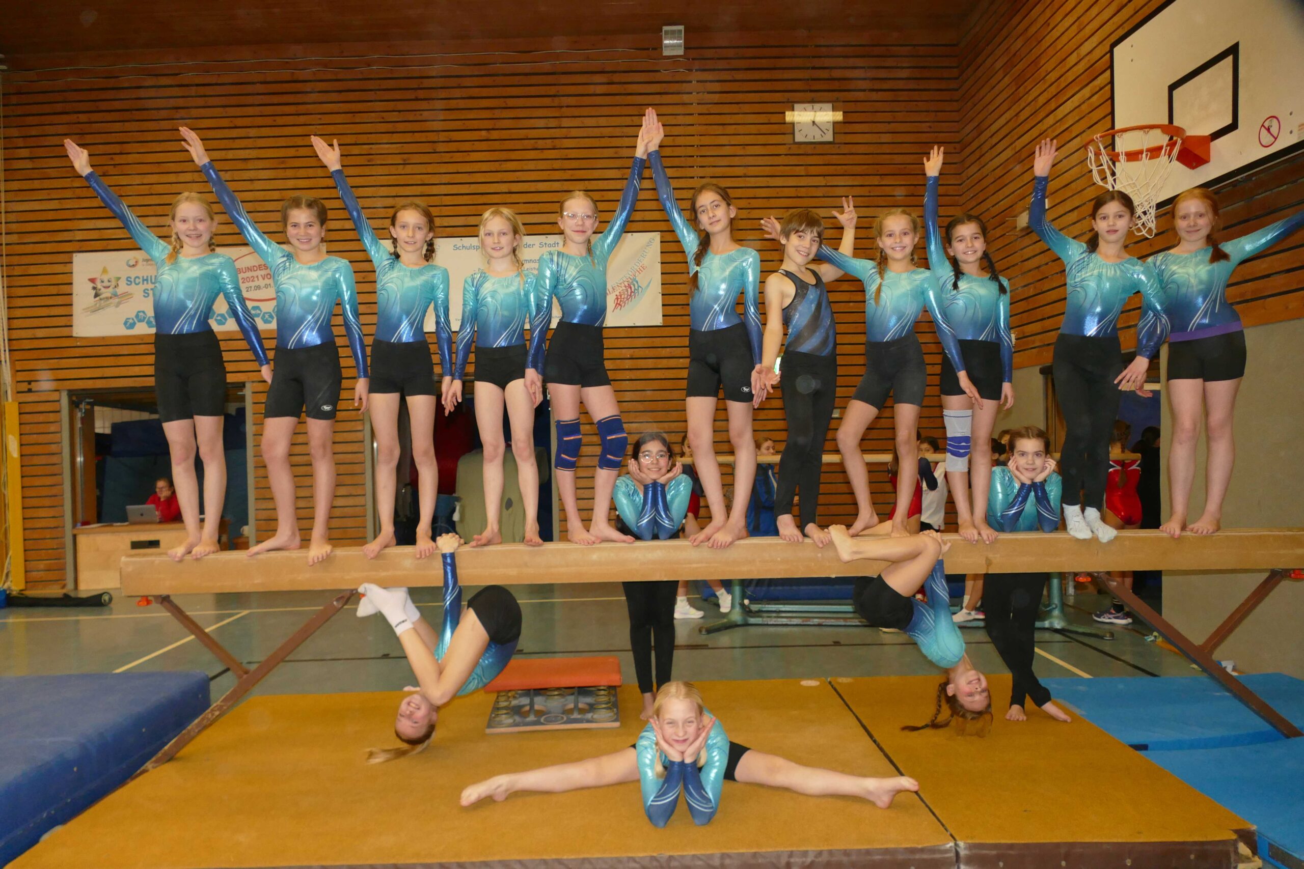 Geraetturnenneu scaled